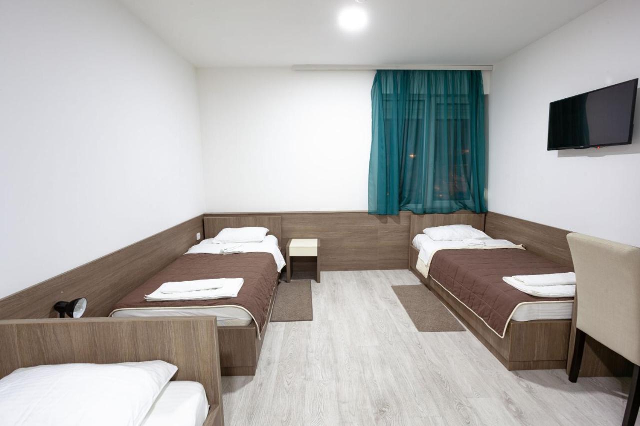 Hotel Omni Valjevo Luaran gambar